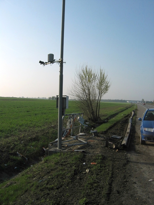 03.05.2006 dálnice D8 1,0km směr Teplice